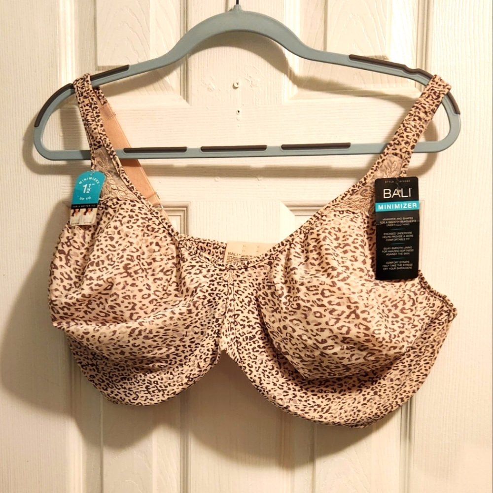 Bali minimizer 42 DDD NWT